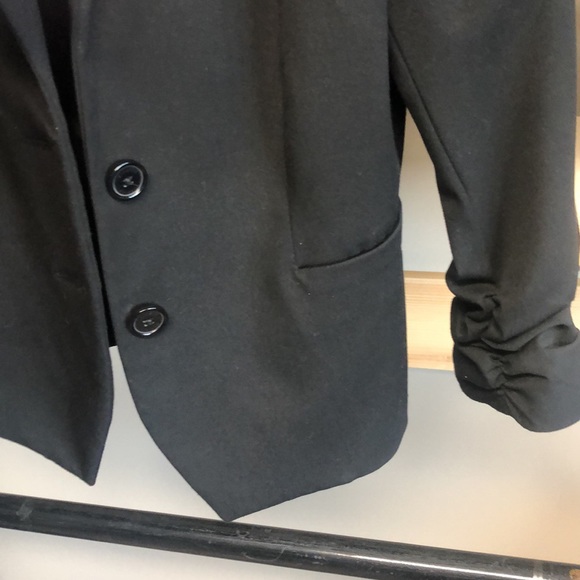 Express Cropped Suit Jacket - Picture 3 of 4